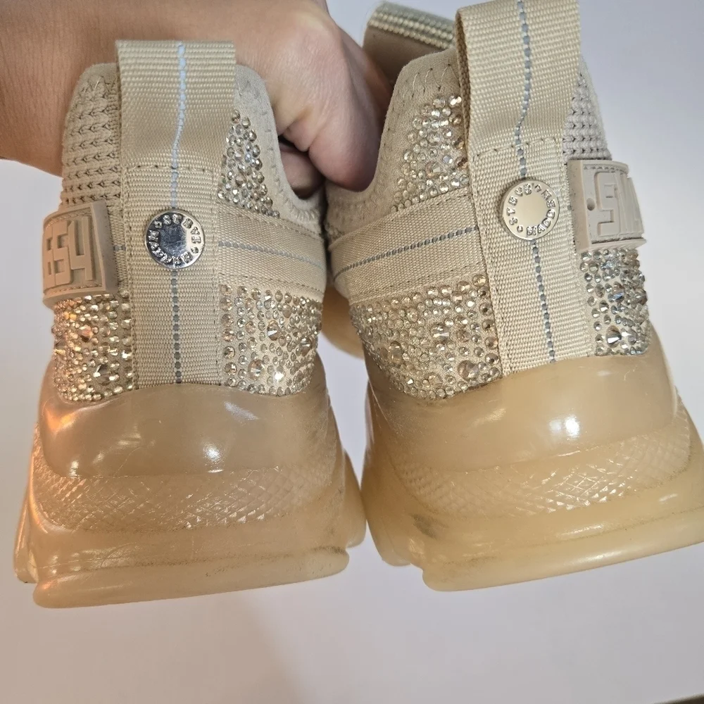 Steve Madden Womens Maxima Beige neutral jewel Sneaker Size 7.5